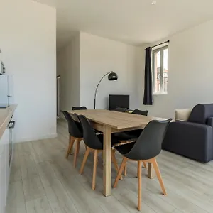 Le Sicre - T3 Lumineux Avec 2 Et 1 Canapé Lit Castelsarrasin